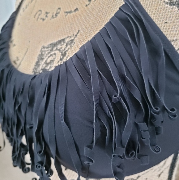 Victoria's Secret bikini size small - Picture 2 of 7